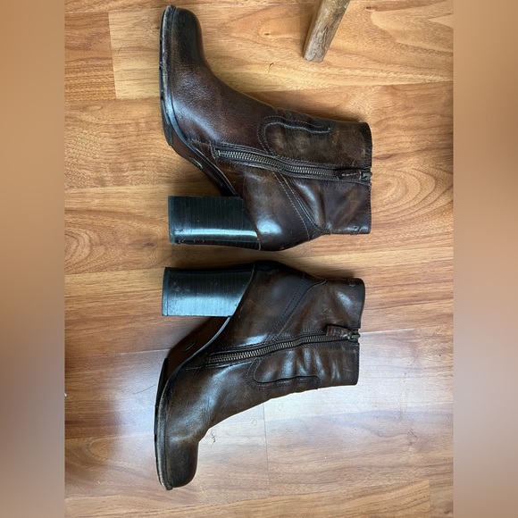 Frye boots, size 9.5 cognac - Picture 5 of 8